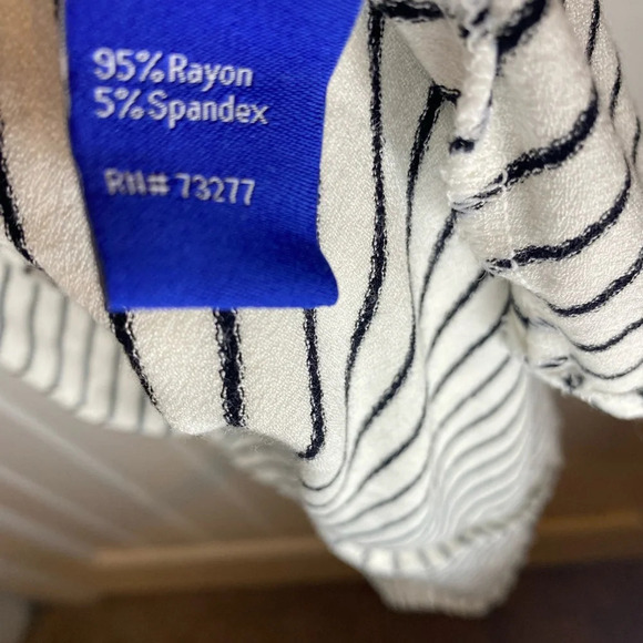 Apt 9 black and white striped tunic - Picture 6 of 7